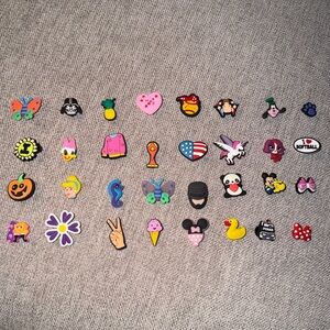 32PCS Croc Charms